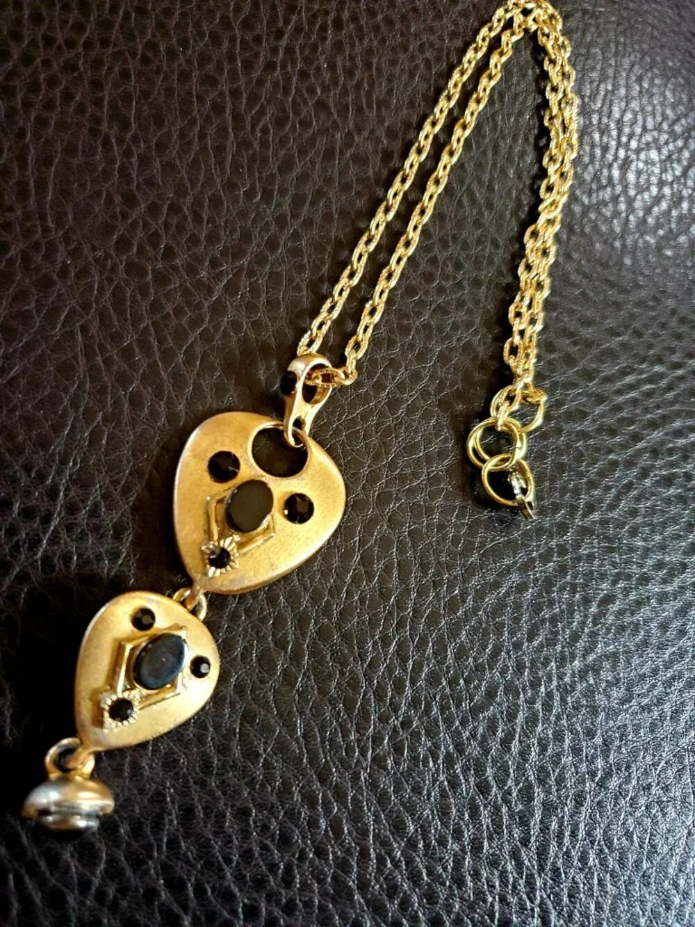 Brushed Gold Black Rhinestone Long Dangle Pendant Dressy Necklace Vintage 20